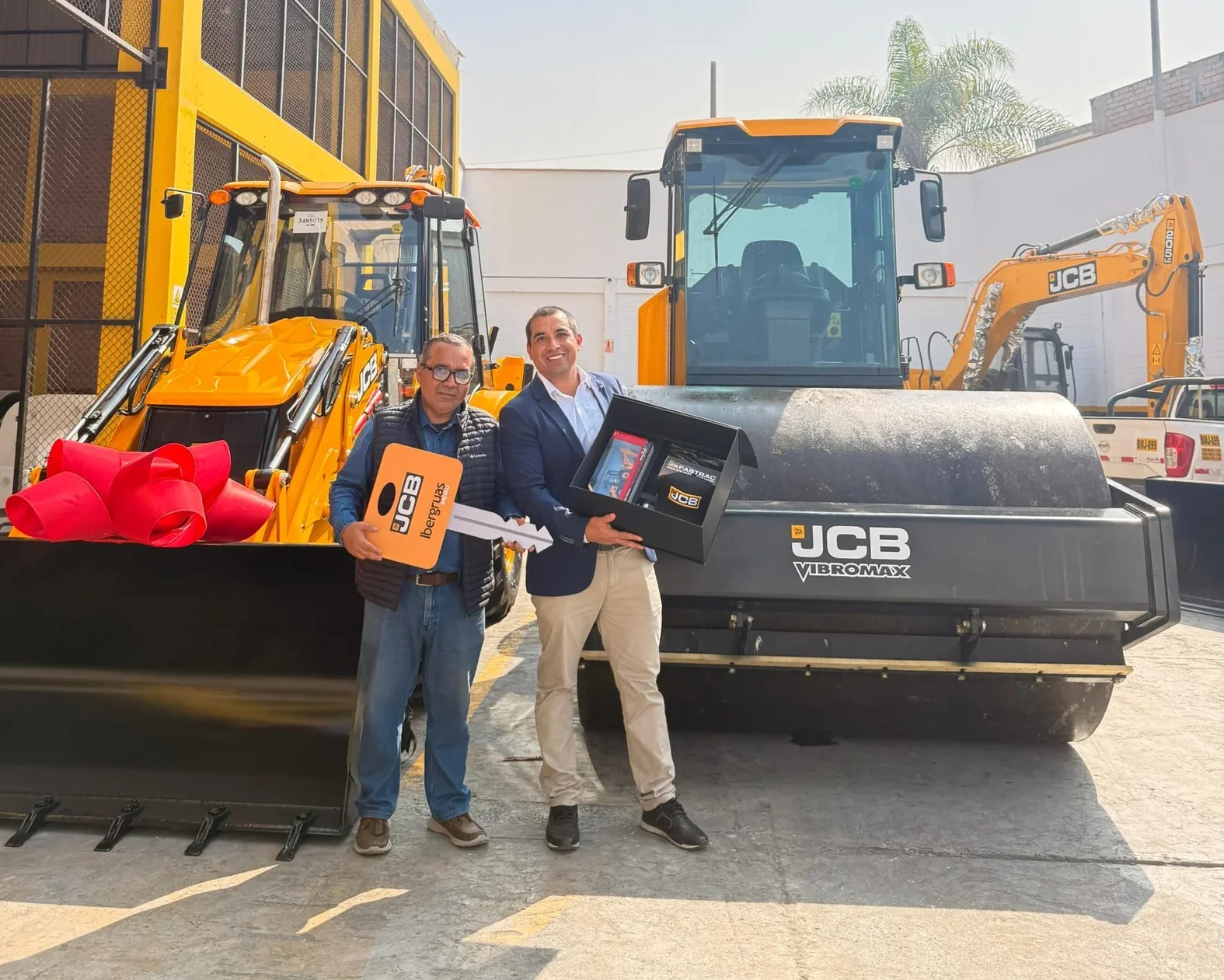 RODILLO 116D – RETROEXCAVADORA 3CX GLOBAL